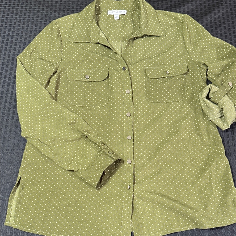 Notations Green Top with White Dots size PS EUC